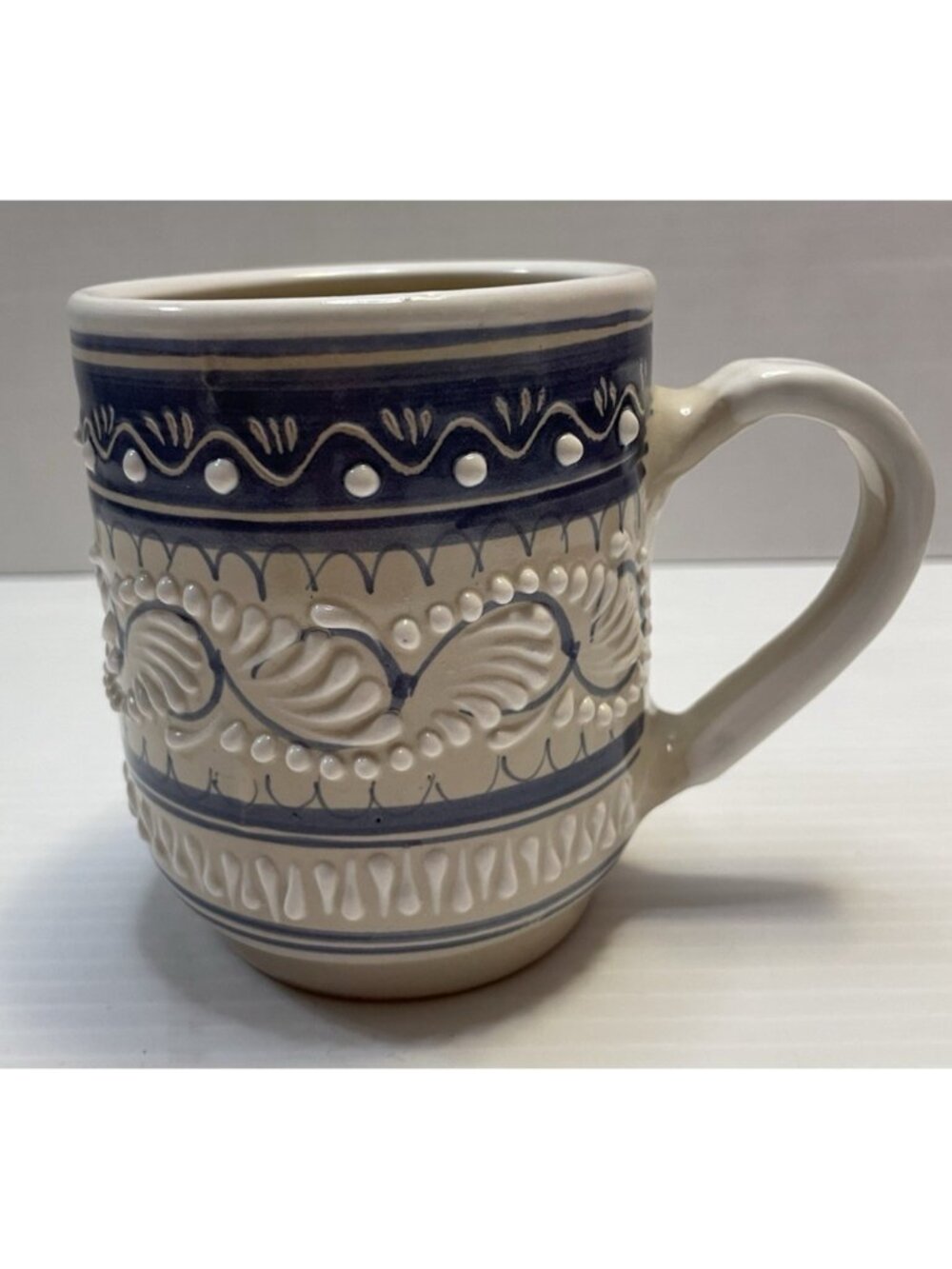 Mexico Hecho En 3D Blue White Art Pottery Coffee Mug Hand Painted - EUC